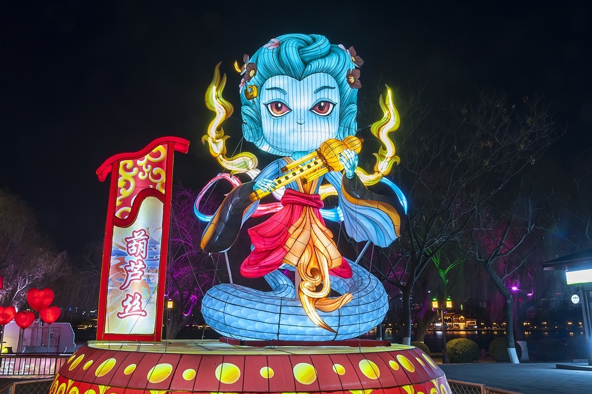 2025明湖夜色美-2