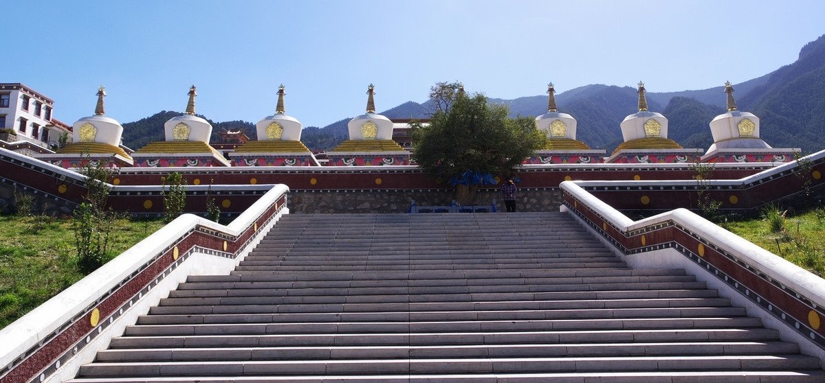 贺兰山北寺掠影