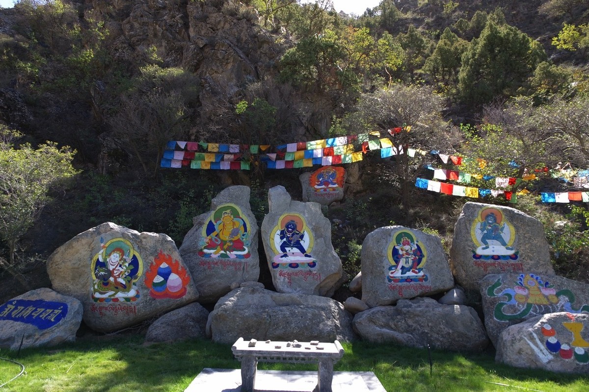 贺兰山北寺掠影