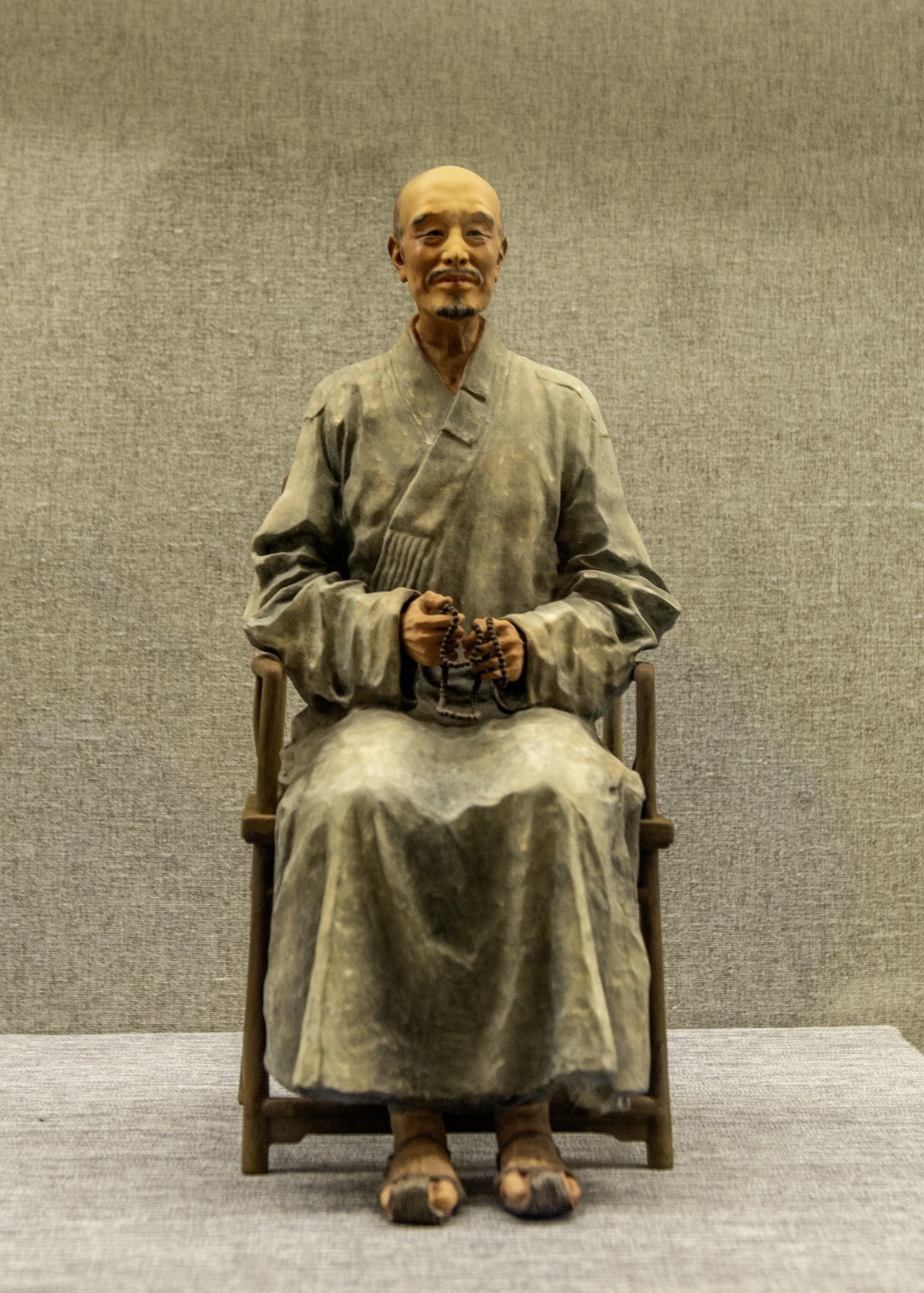 天津泥人张精美彩塑