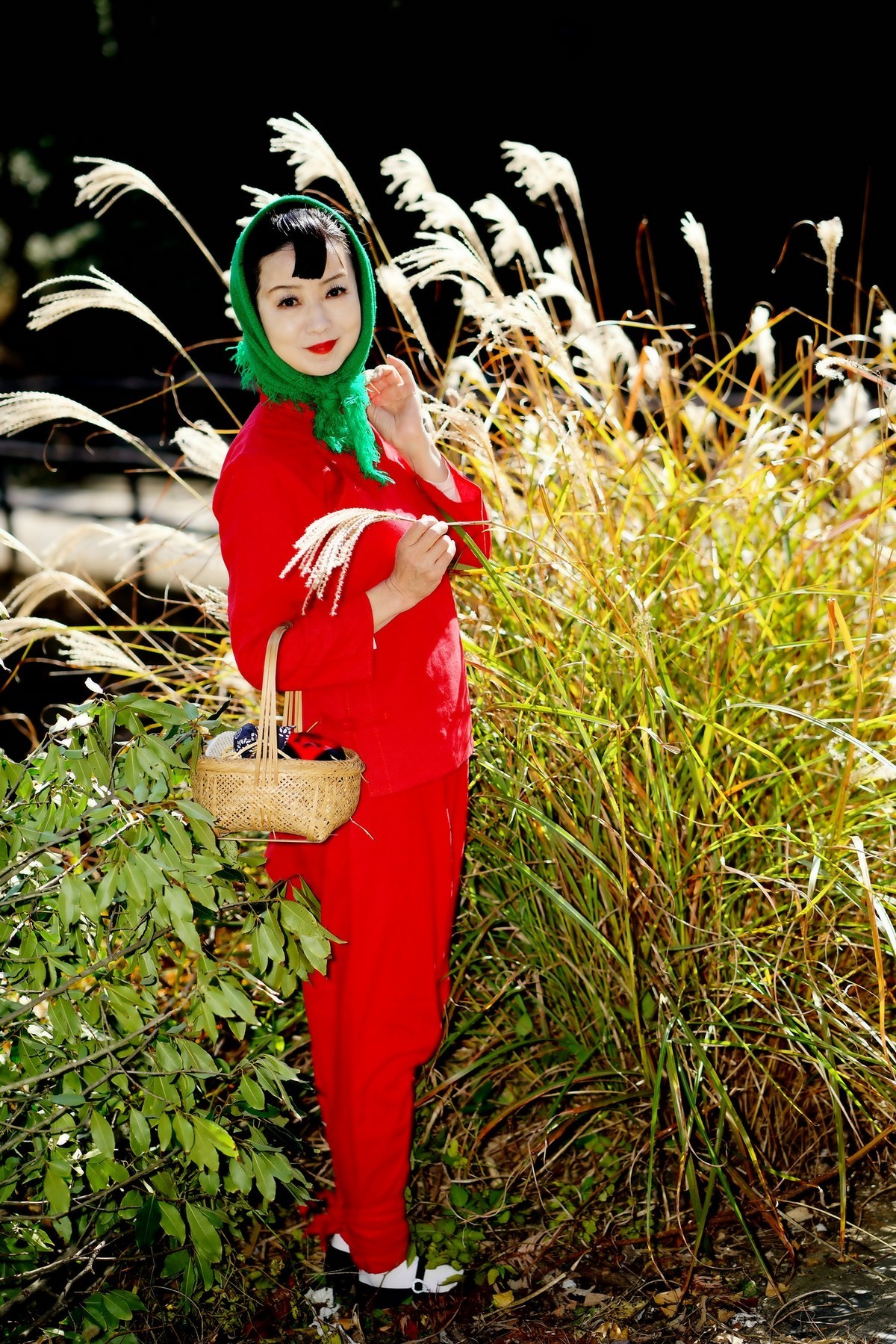 清凉寨刘家山村漂亮村姑！