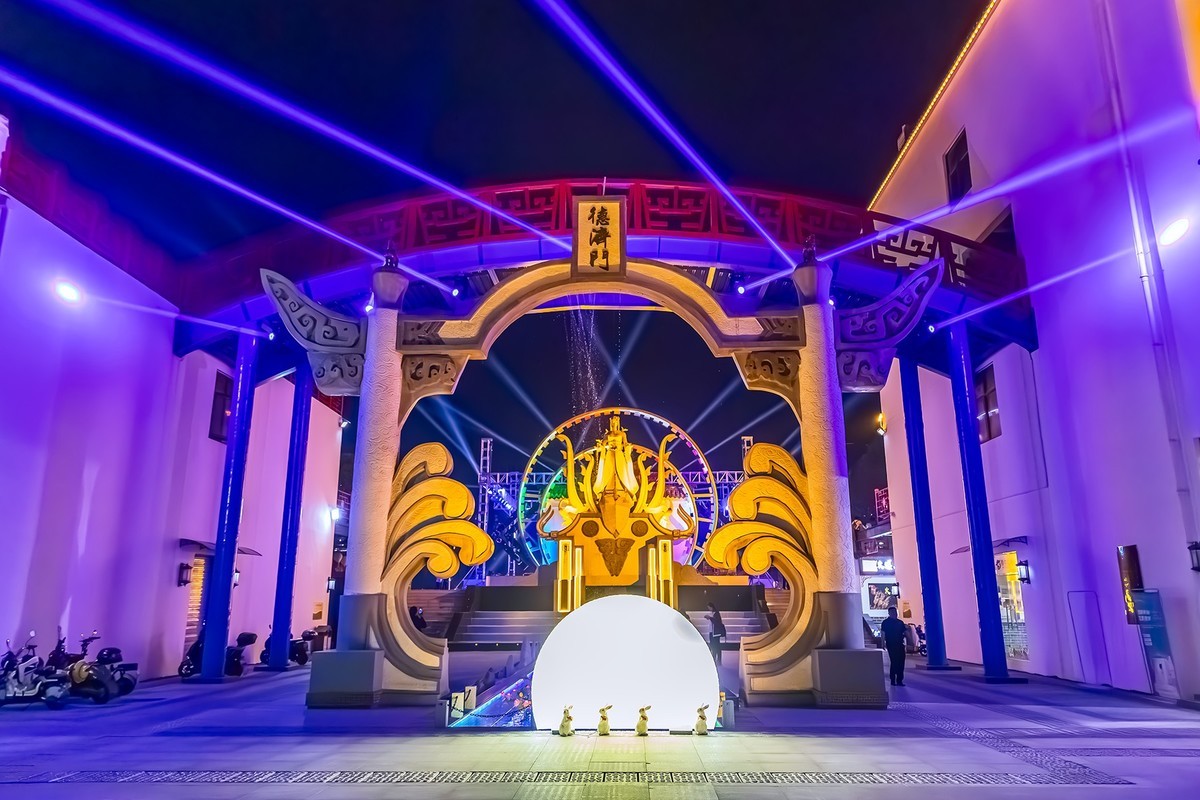 旅游记录 ：湖北 · 宜昌 · 三峡民俗演艺城