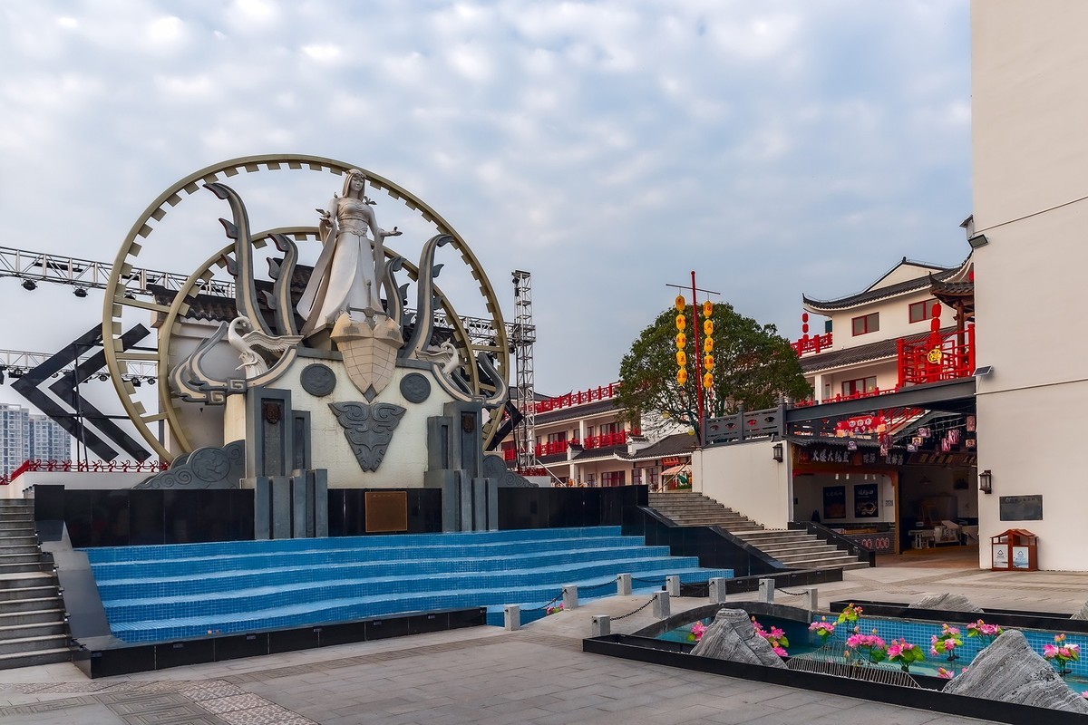 旅游记录 ：湖北 · 宜昌 · 三峡民俗演艺城