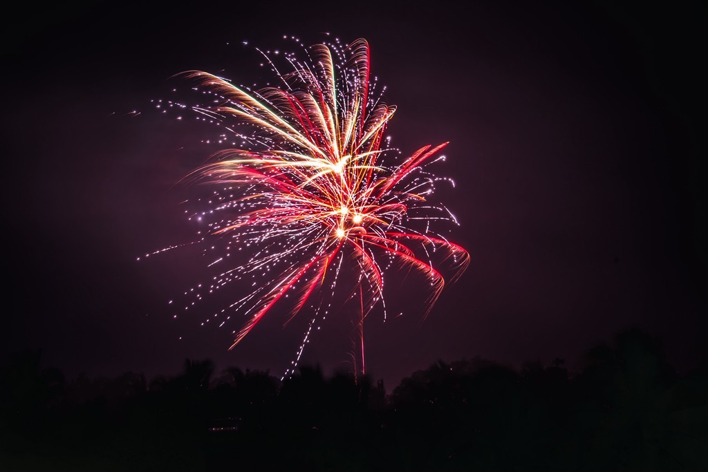 火树银花不夜天