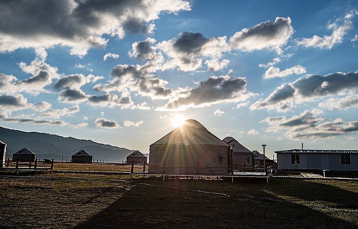 迷恋巴音布鲁克大草原-2022新疆独库公路自驾游见闻之三