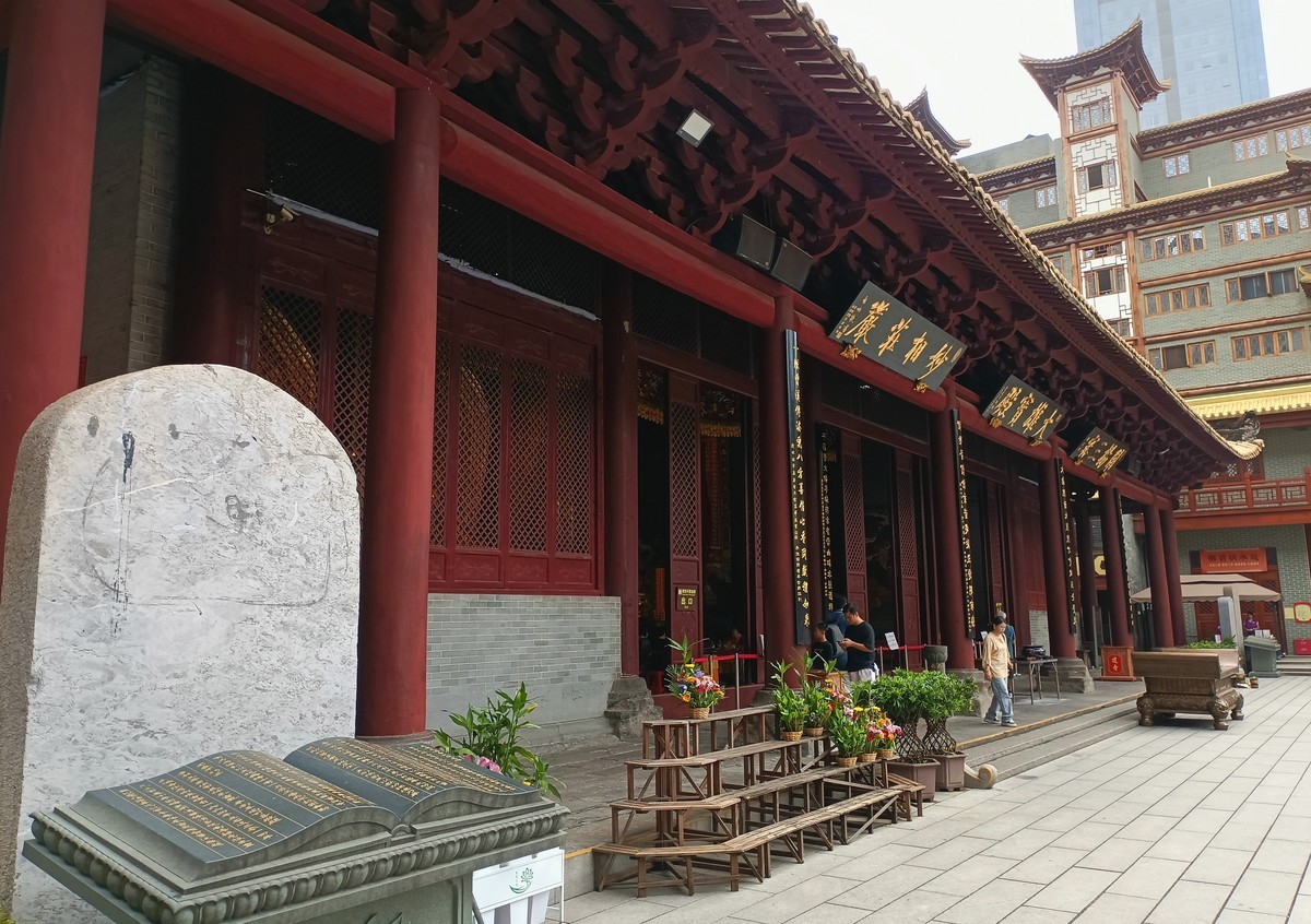 大佛寺。