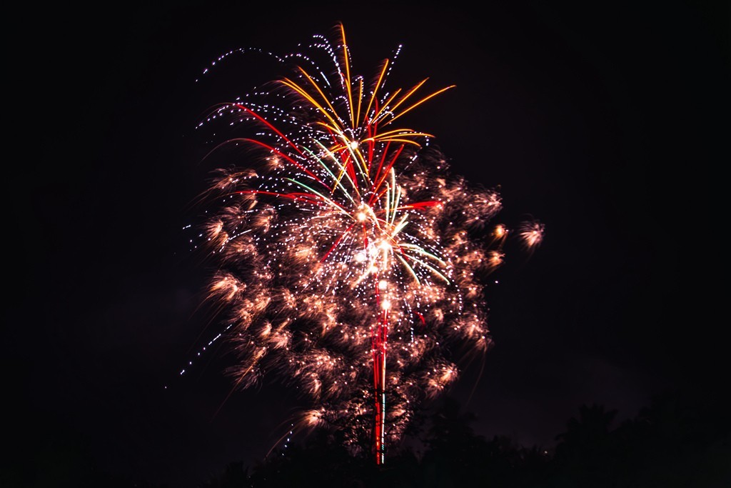 火树银花不夜天