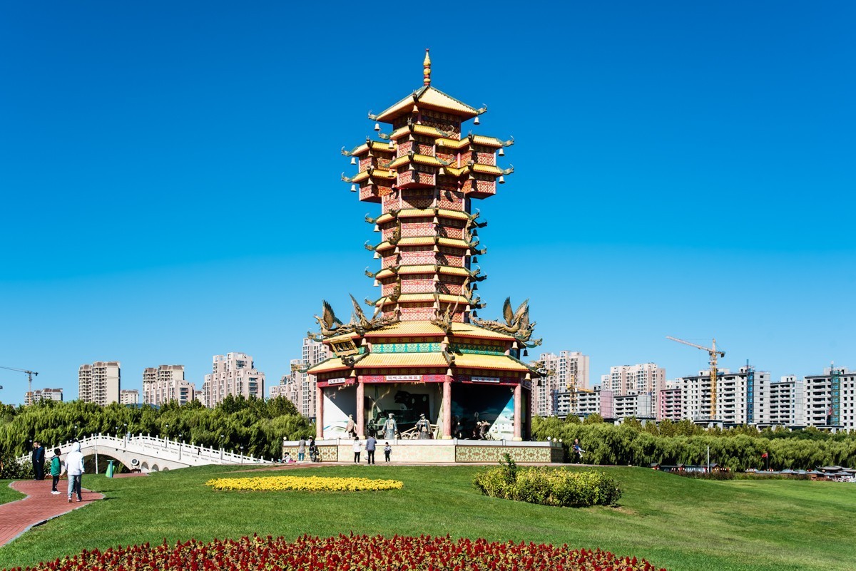 【镜头里】第1333号：唐山·运河唐人街之凤凰阁