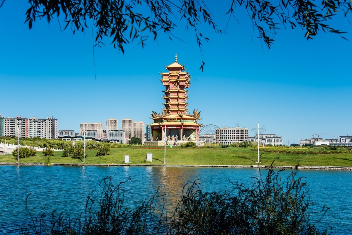 【镜头里】第1333号：唐山·运河唐人街之凤凰阁