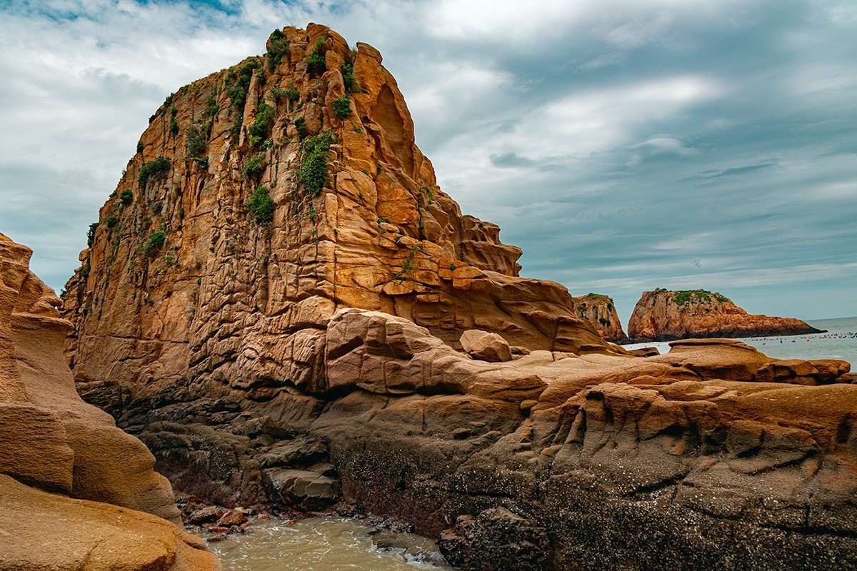 海风轻轻地吹过