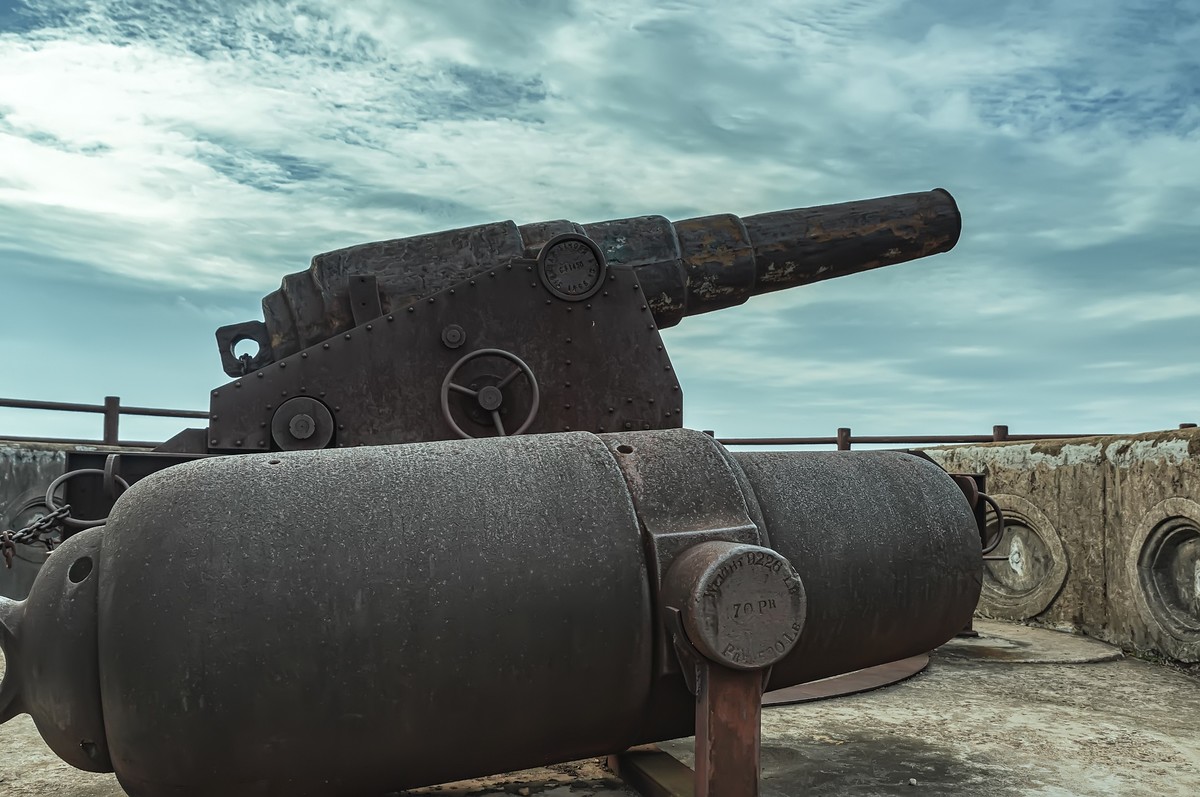 防城港 · 白龙炮台 · 怪石滩