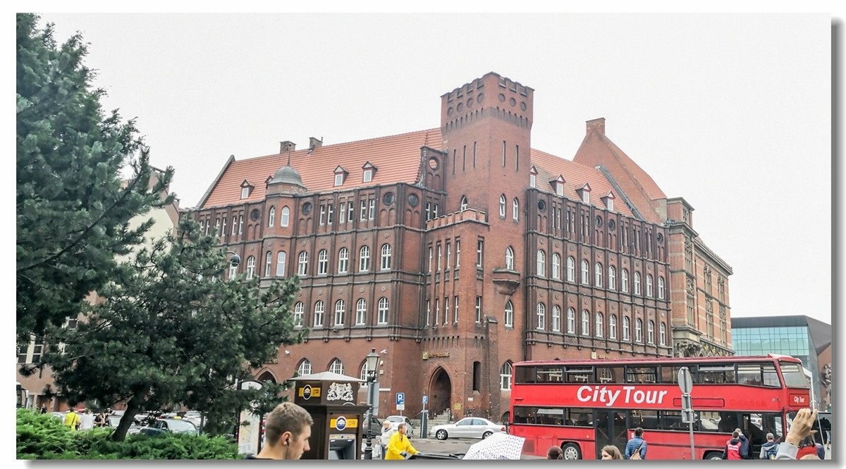 ”格挡斯克“  特色（波兰）