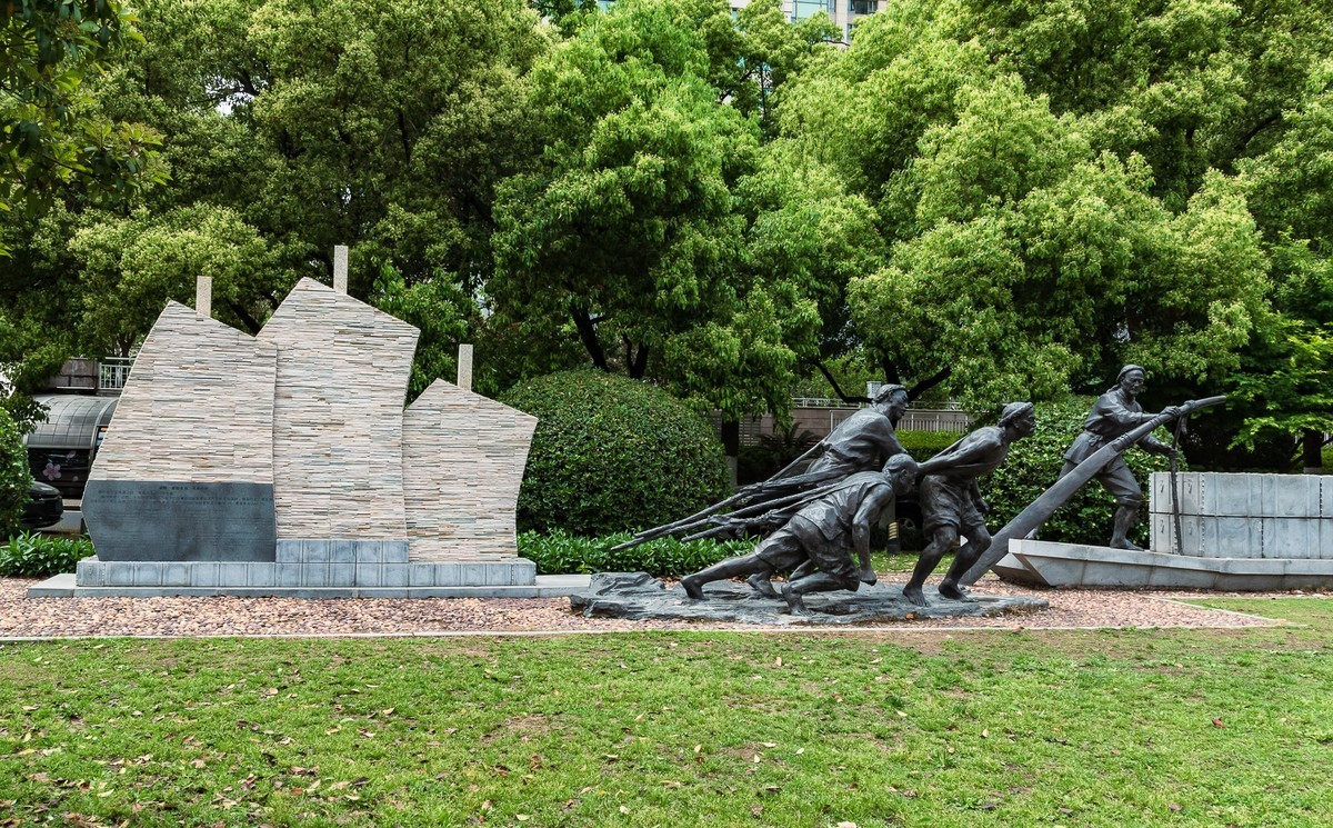 汉口江滩码头文化雕塑群（二）