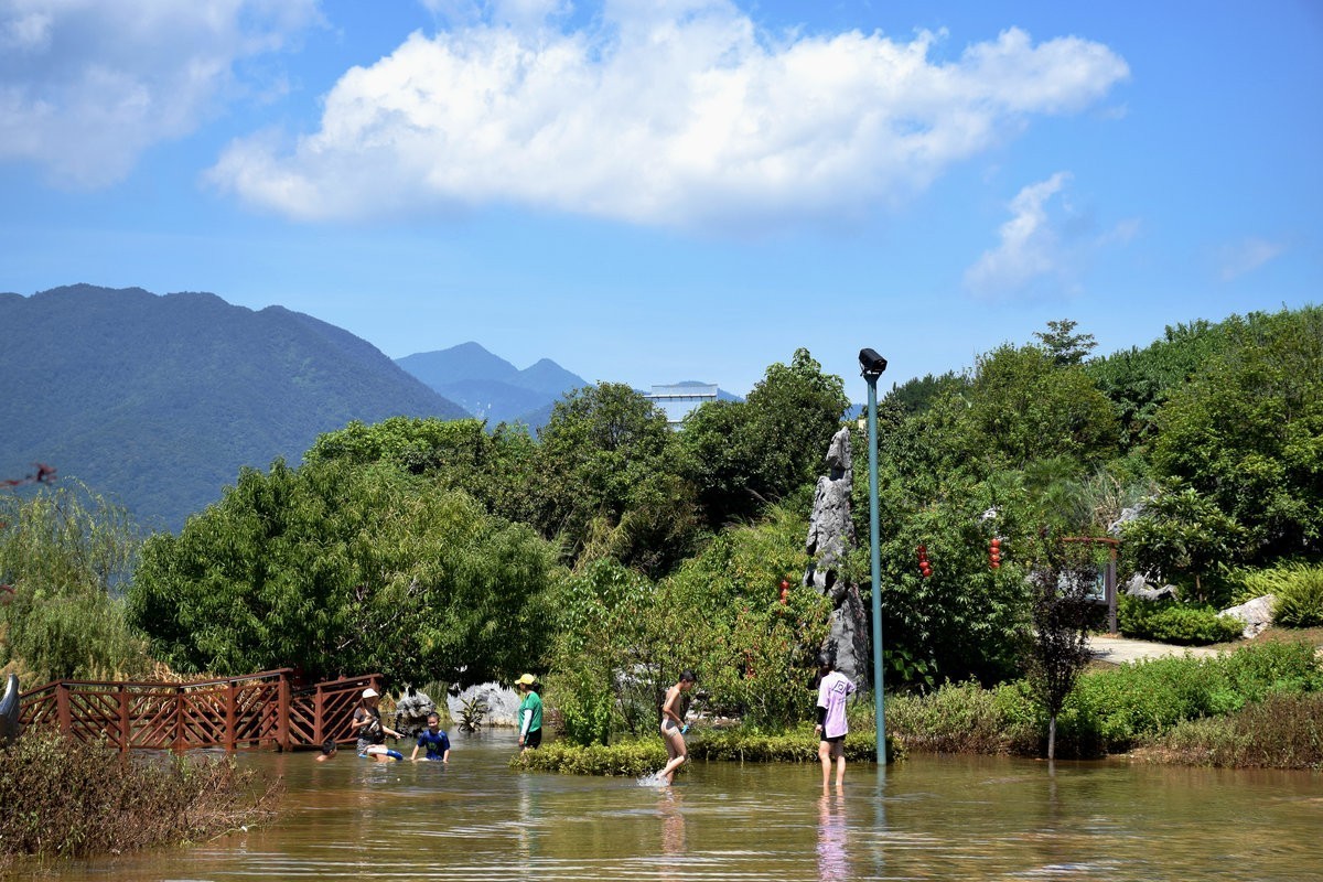 2022夏 湘赣边（23）依青山  衔秀水  碧镜连天