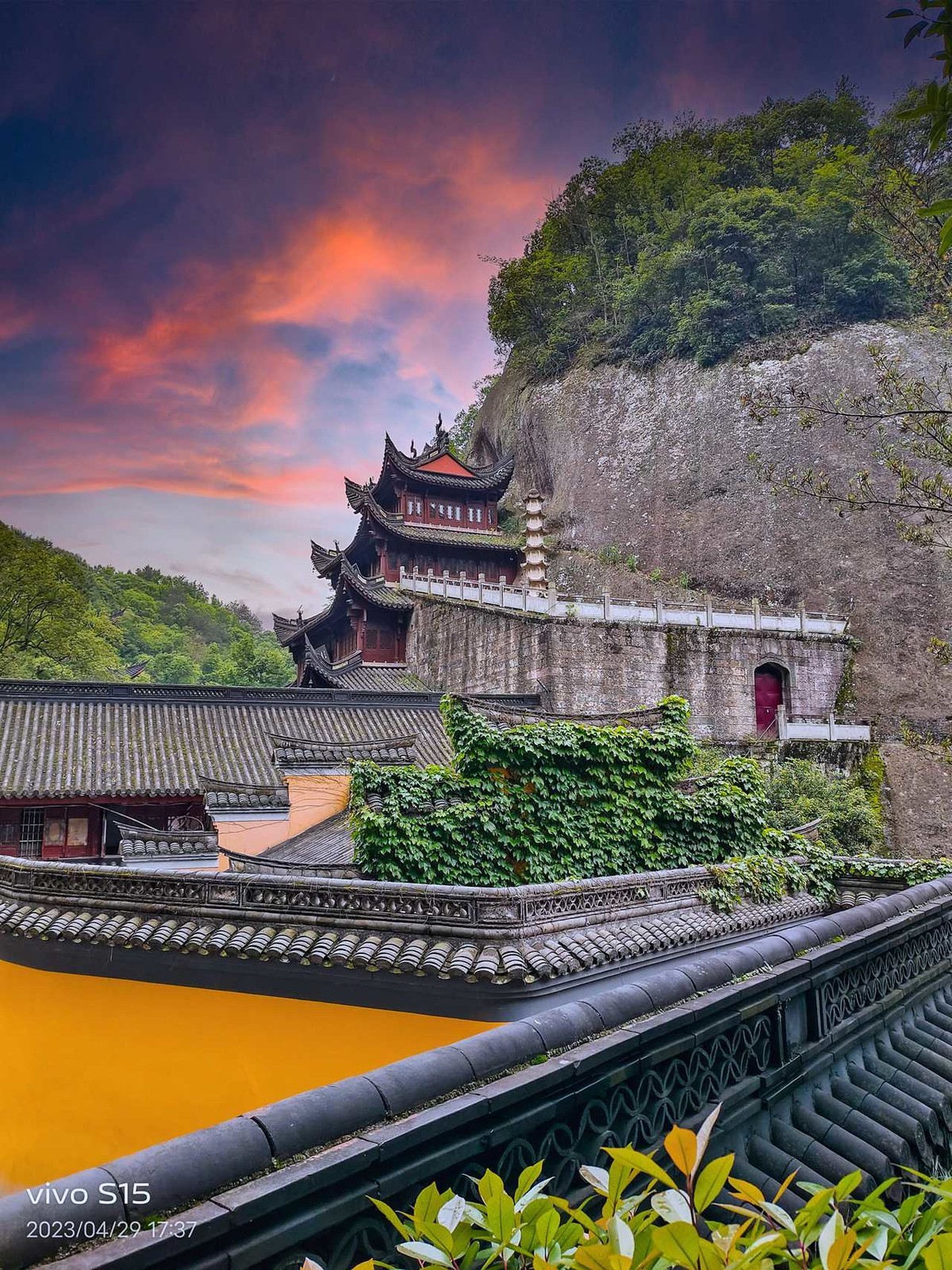 浙江绍兴新昌县大佛寺游观