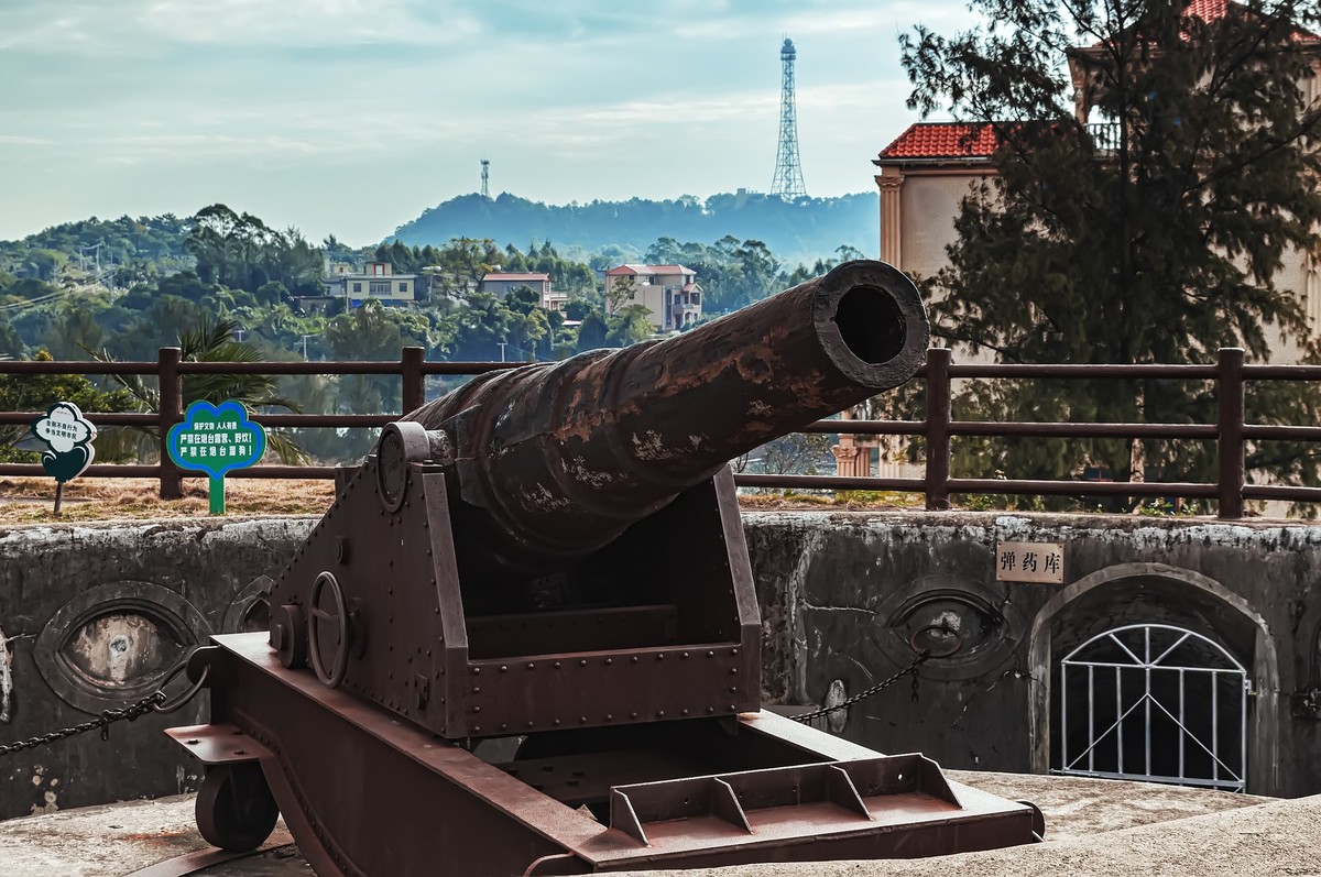 防城港 · 白龙炮台 · 怪石滩