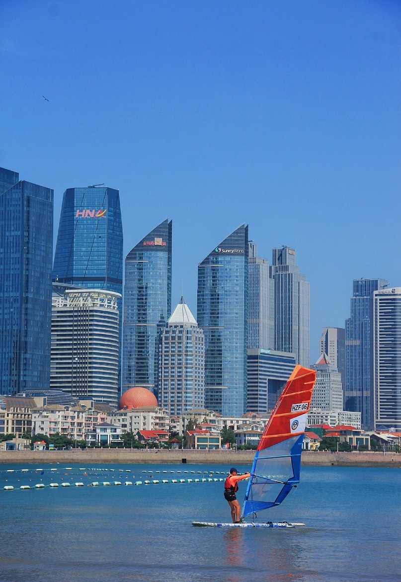 十一月的扫街抓拍片《风景，花草和妹子》