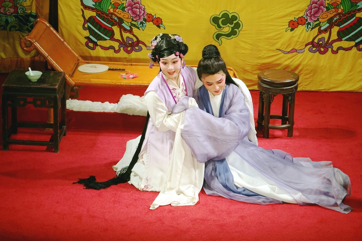 新编越剧《董小宛与冒辟疆》（南通越剧团）—舞台表演