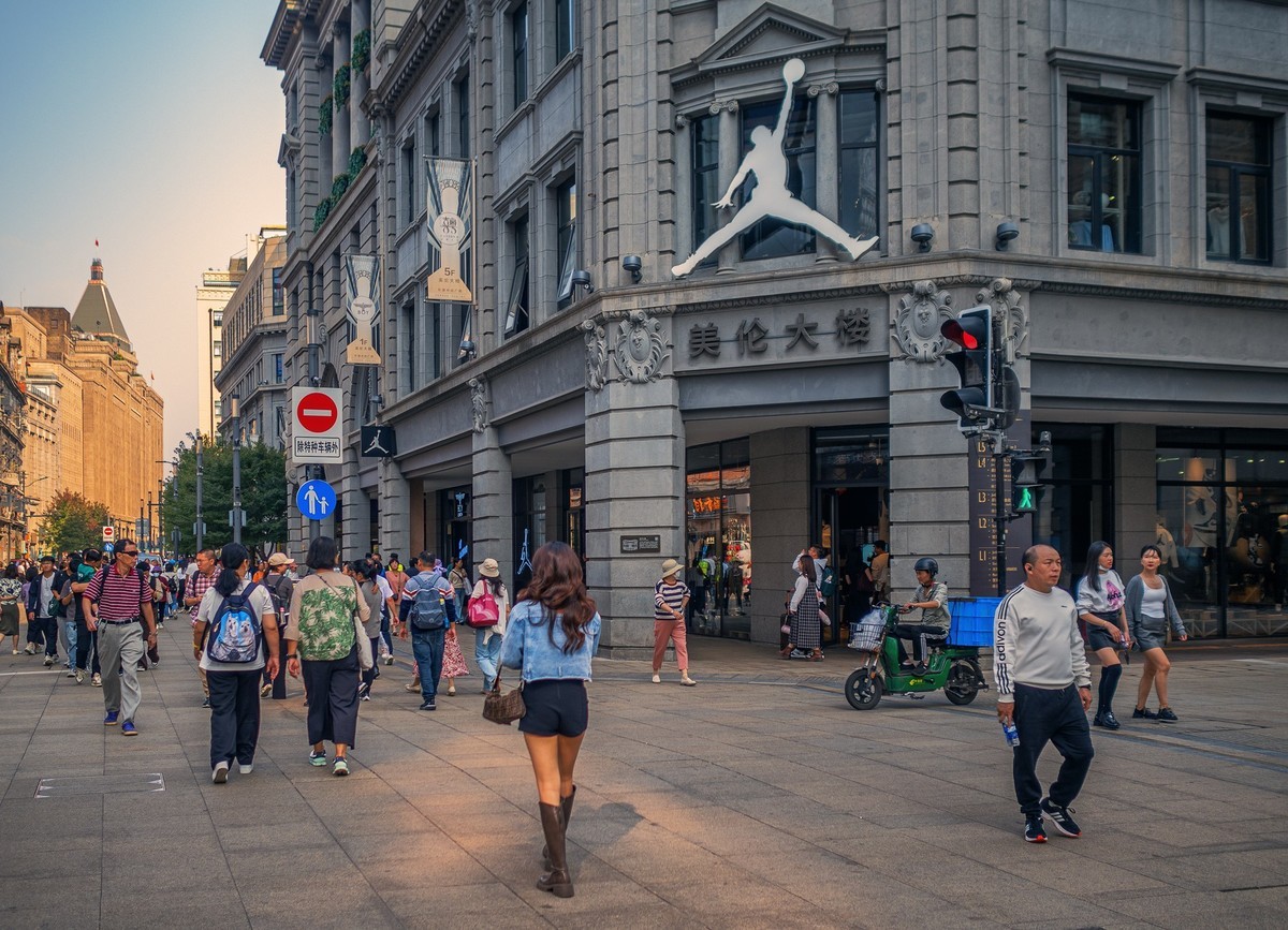 南京路上扫街