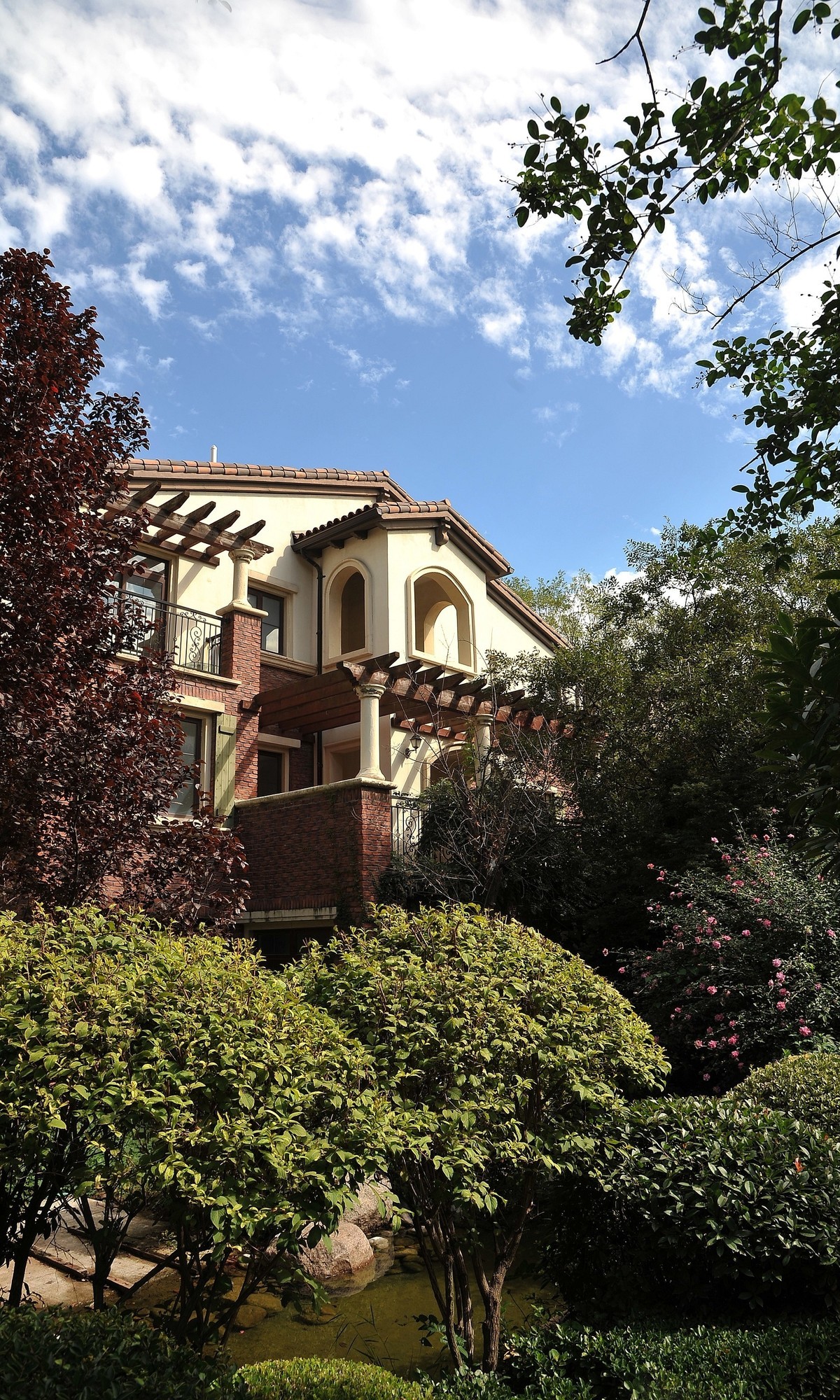 秋日城阳别墅区转悠转悠