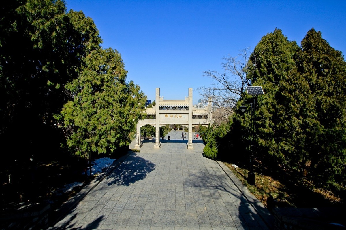 初春——素静安逸的千佛山