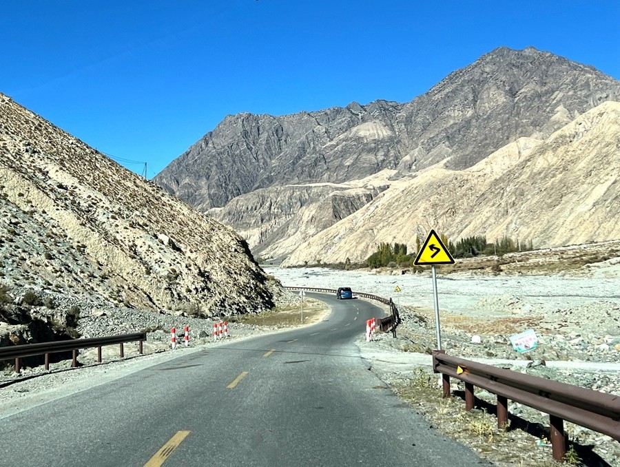 《不老松：纪实摄影》【山河锦绣】南疆游摄-阿依拉尼什雪山！ (2)