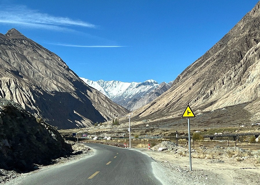 《不老松：纪实摄影》【山河锦绣】南疆游摄-阿依拉尼什雪山！ (2)