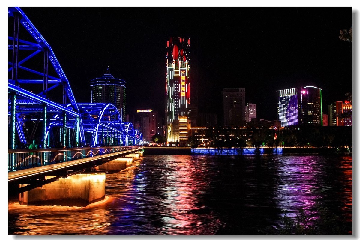 青甘大环之旅——大地之子、黄河母亲像、中山桥