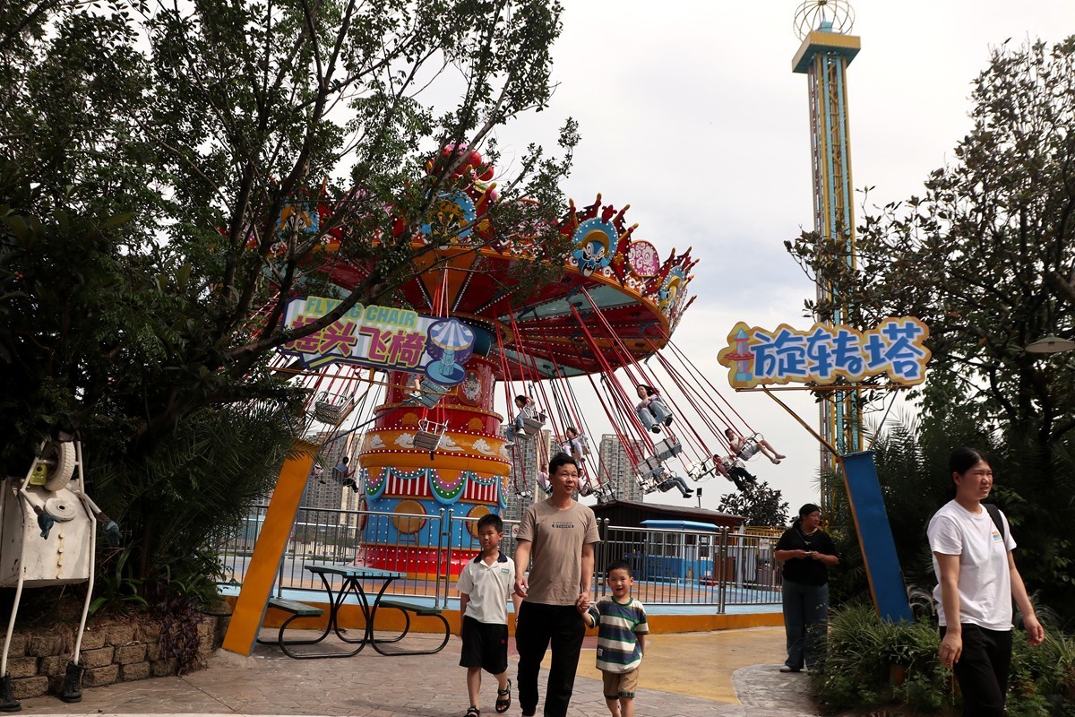 五一节游乐园随拍(三)