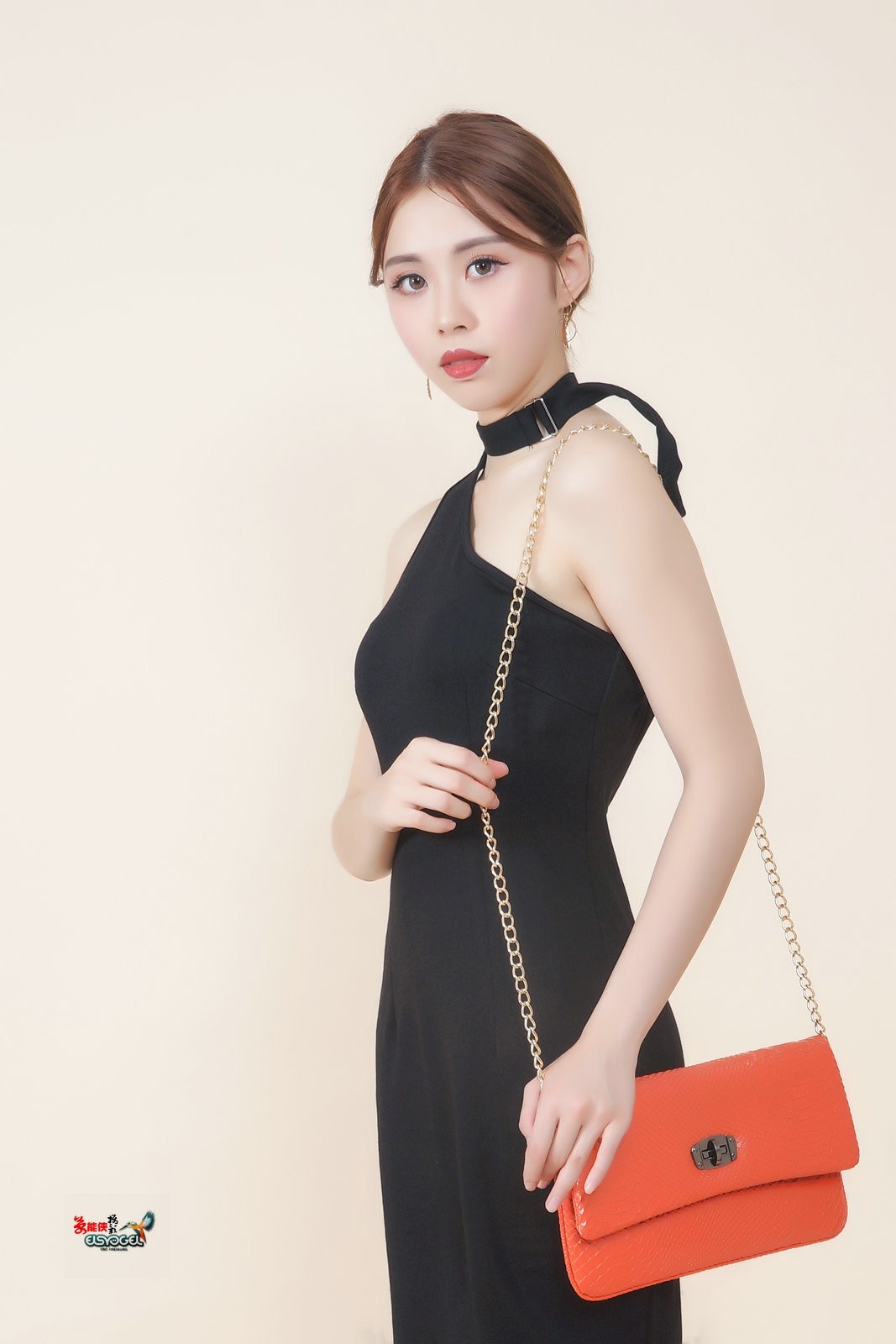 【黑裙少女】---米奇