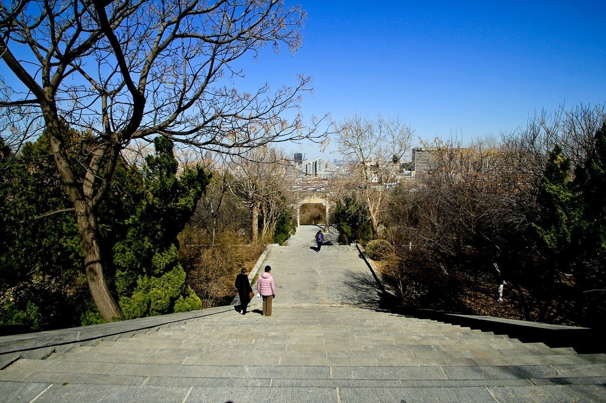 初春——素静安逸的千佛山