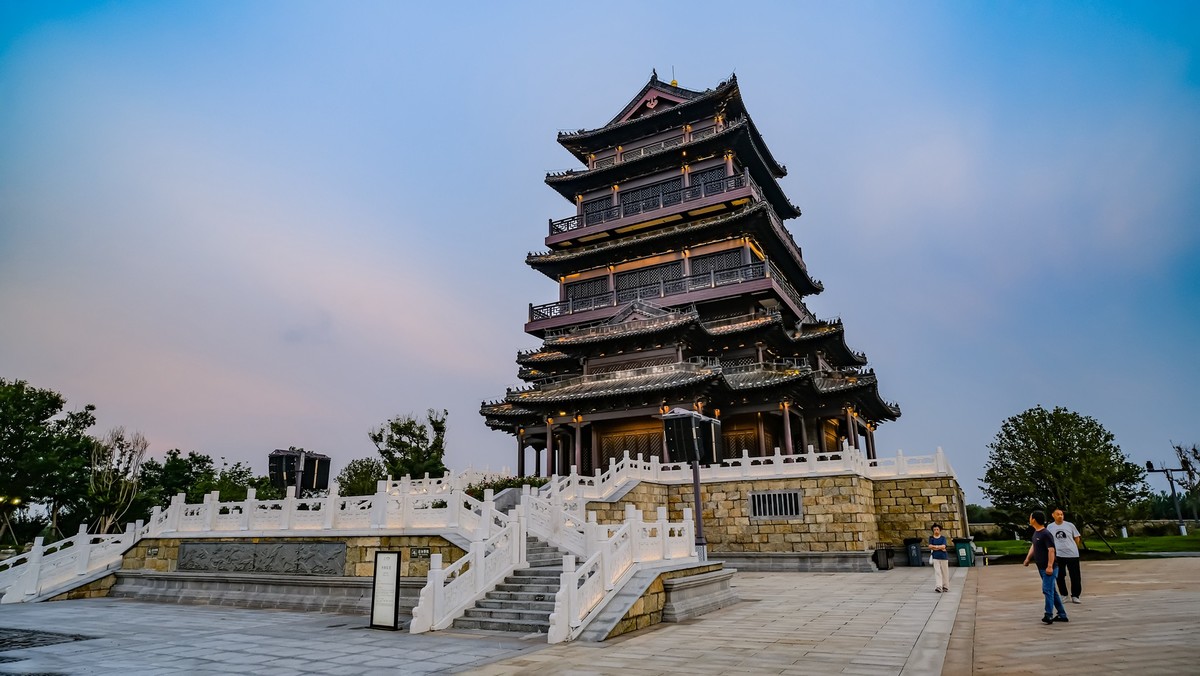 东晋水城