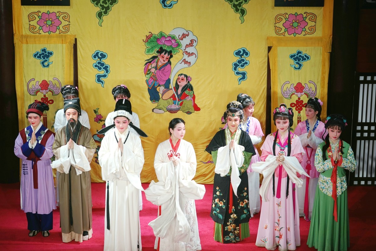 新编越剧《董小宛与冒辟疆》（南通越剧团）—舞台表演 续