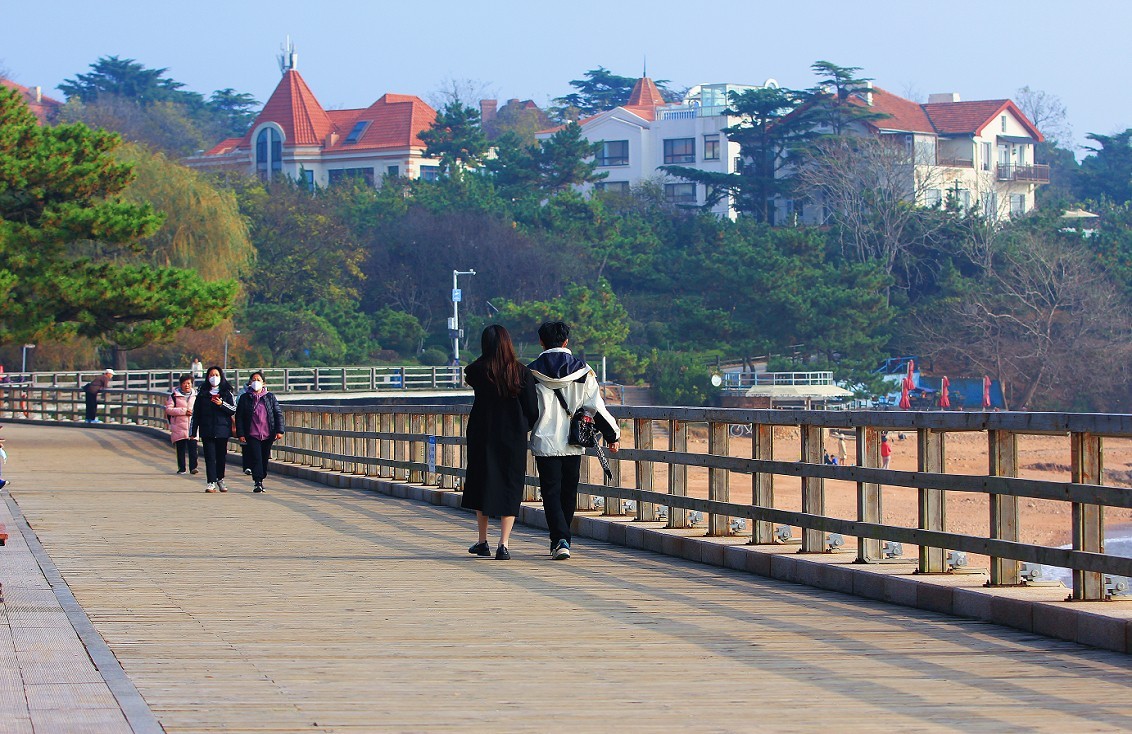 2023年元月一日新年第一帖。祝大家新年快乐万事如意！