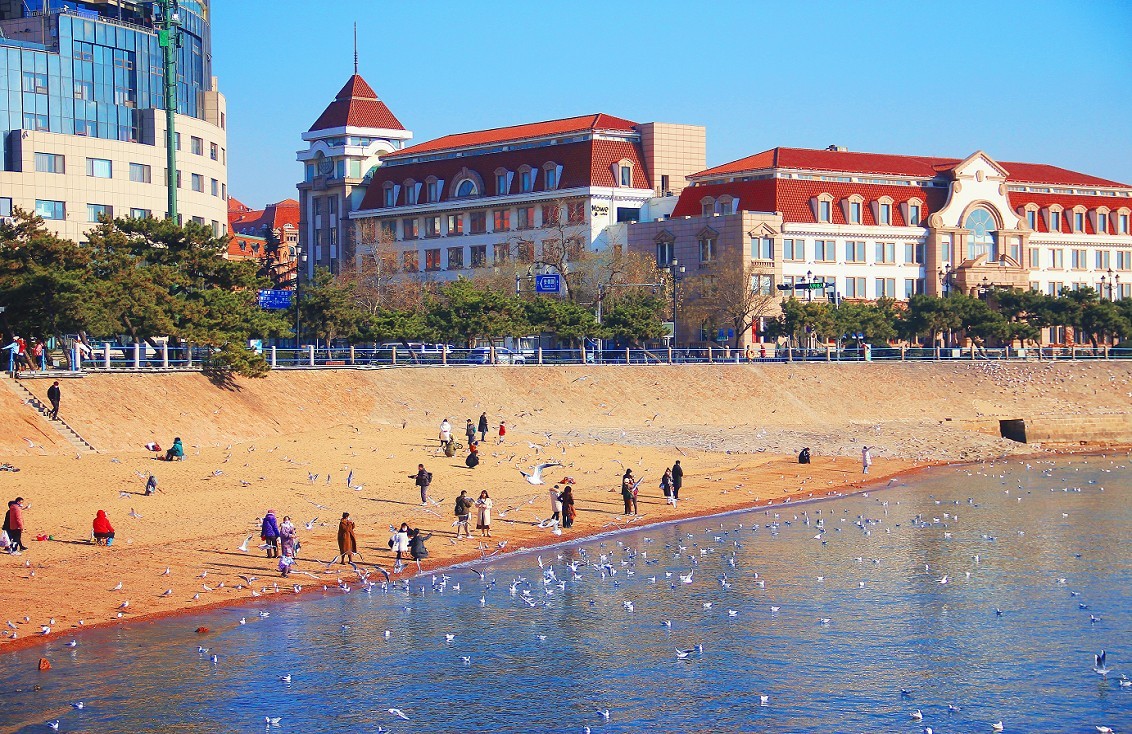 2023年元月一日新年第一帖。祝大家新年快乐万事如意！