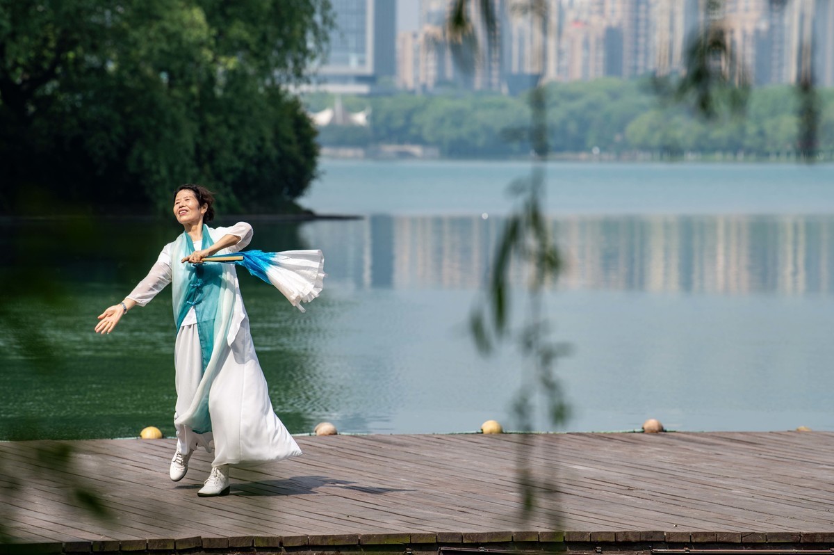 庐州印象（324）天鹅湖体育公园