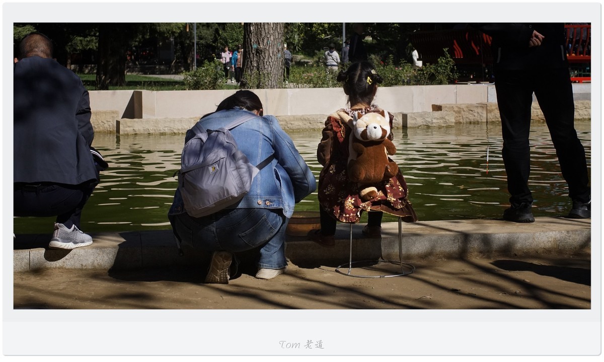 公园里形形色色的人们！