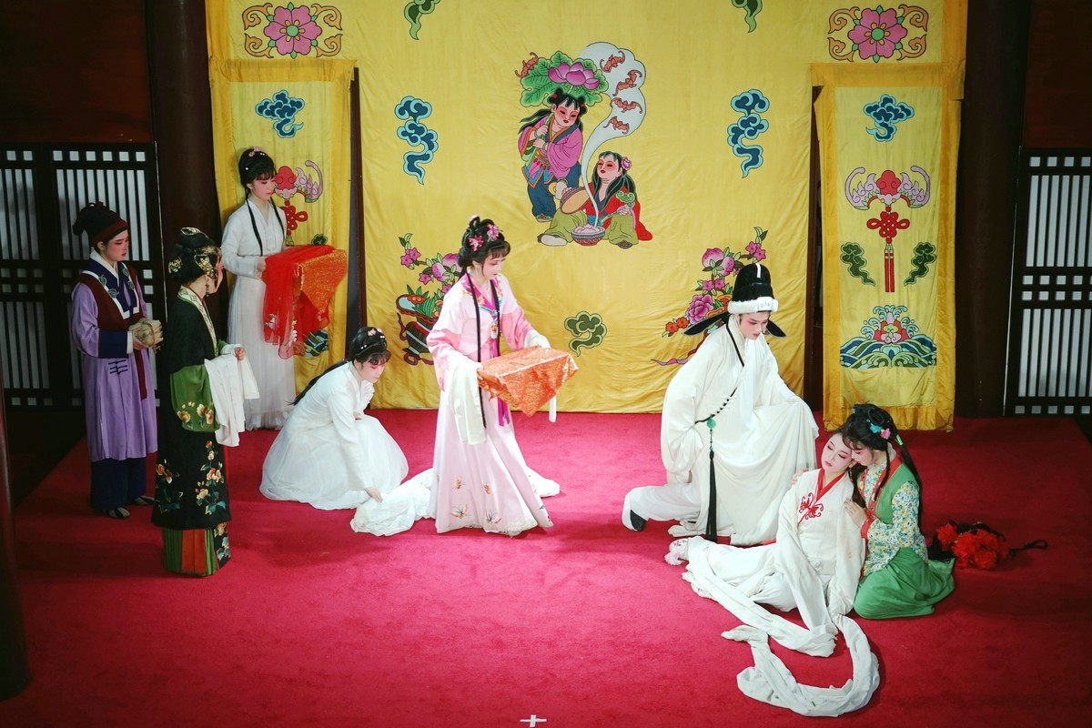 新编越剧《董小宛与冒辟疆》（南通越剧团）—舞台表演 续