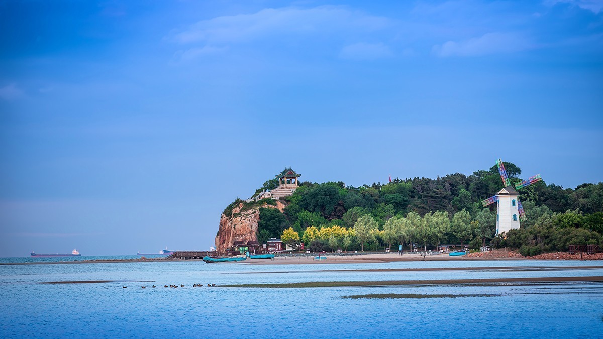 北戴河鹰角亭潮汐