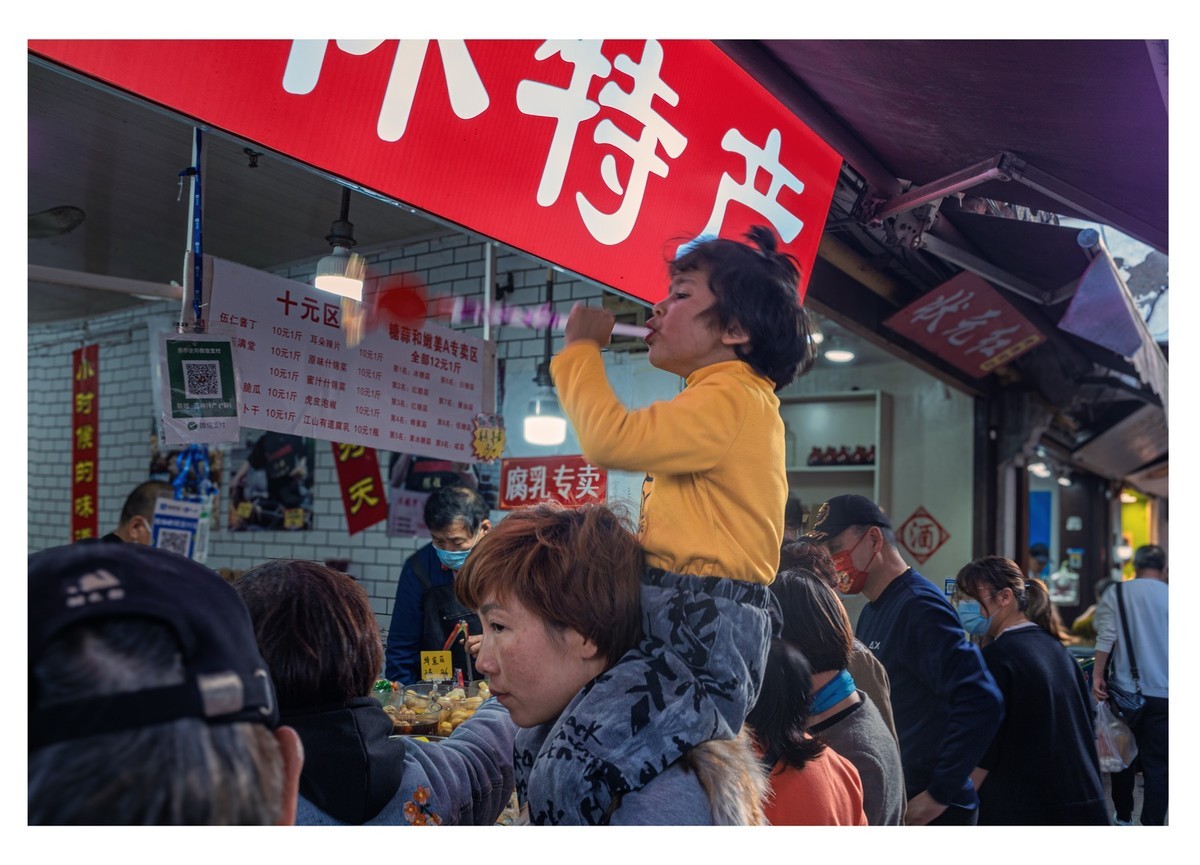 非常时期的古镇