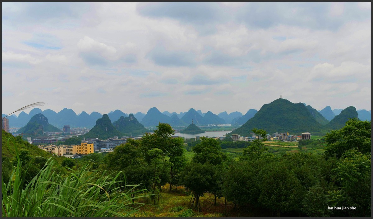 好山好水秀龙湖