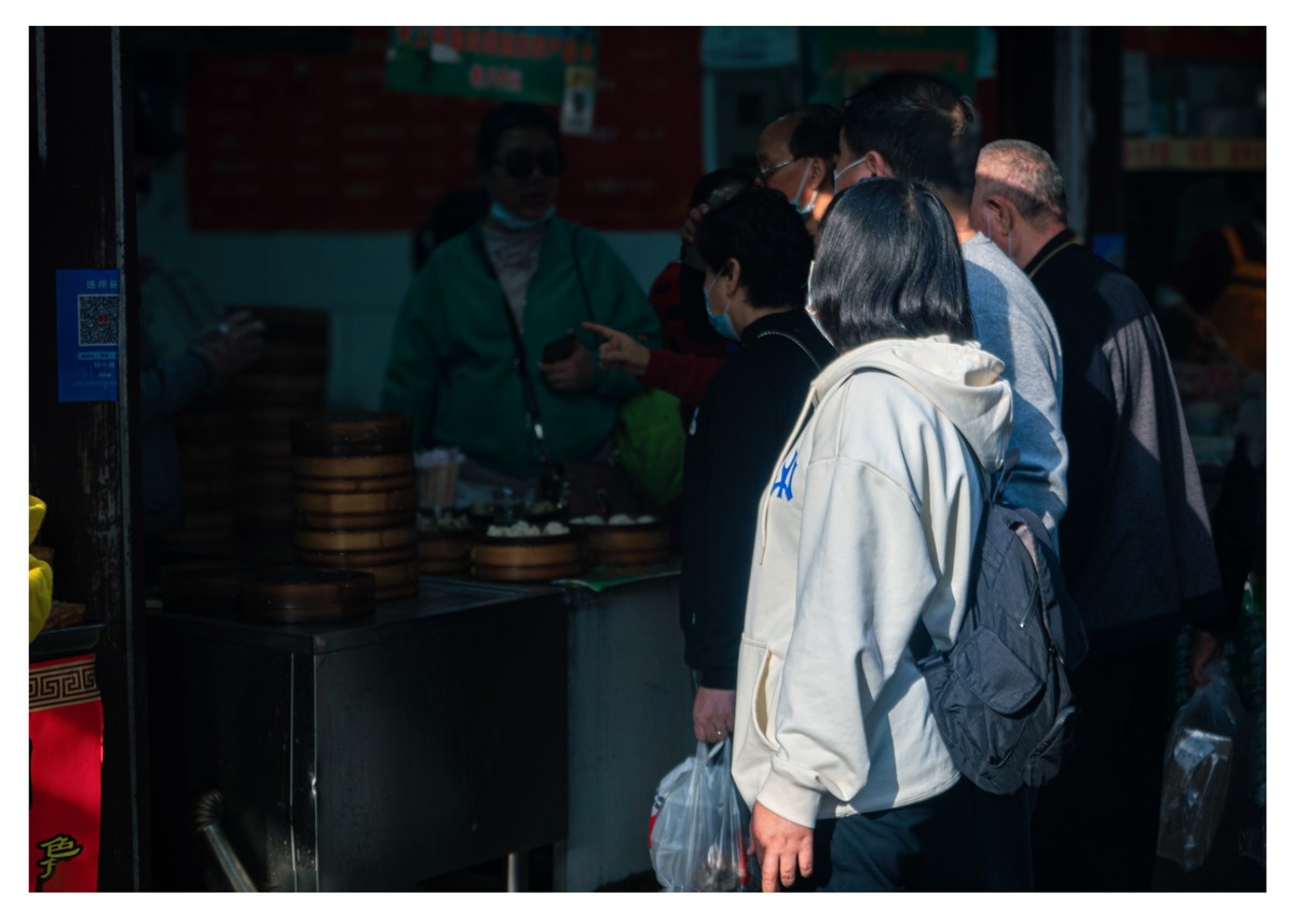 非常时期的古镇