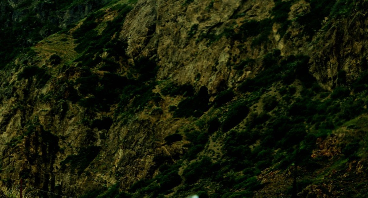 北 疆 游 [ 独 库 公 路 走完北段到达独山子  ! } { 230`}