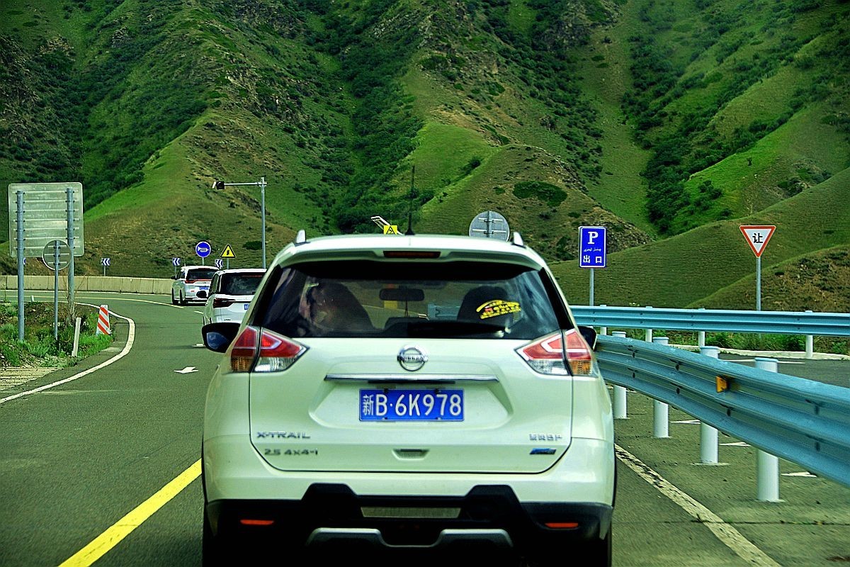 北 疆 游 [ 独 库 公 路 走完北段到达独山子  ! } { 230`}