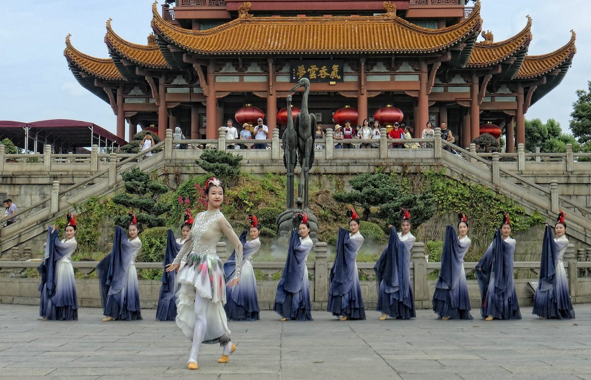 黄鹤楼舞蹈之一