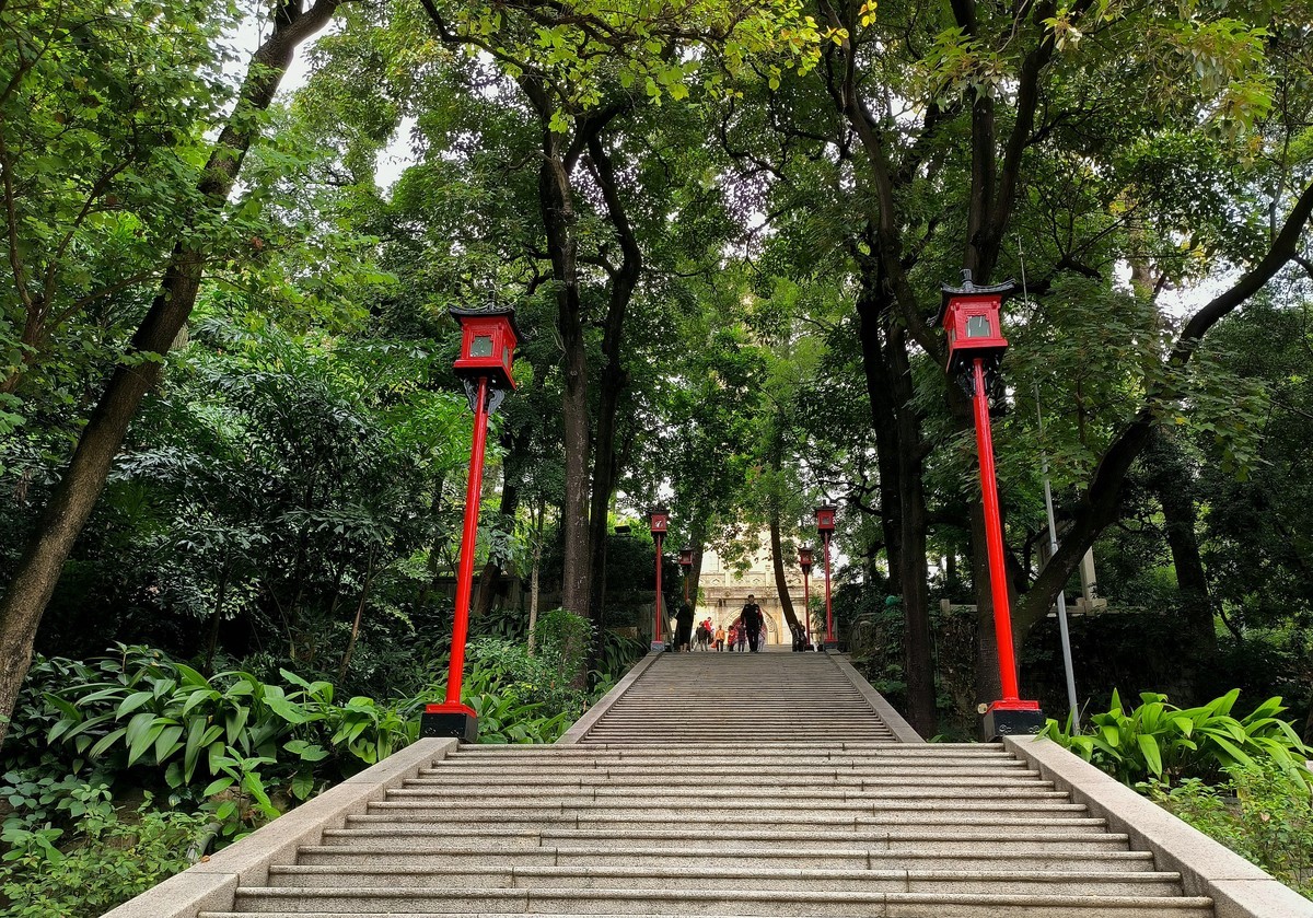中山纪念碑。