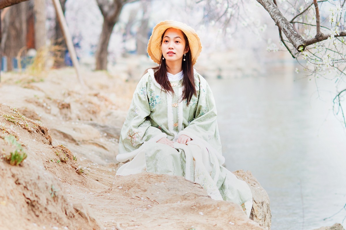 远远蹭拍的人像