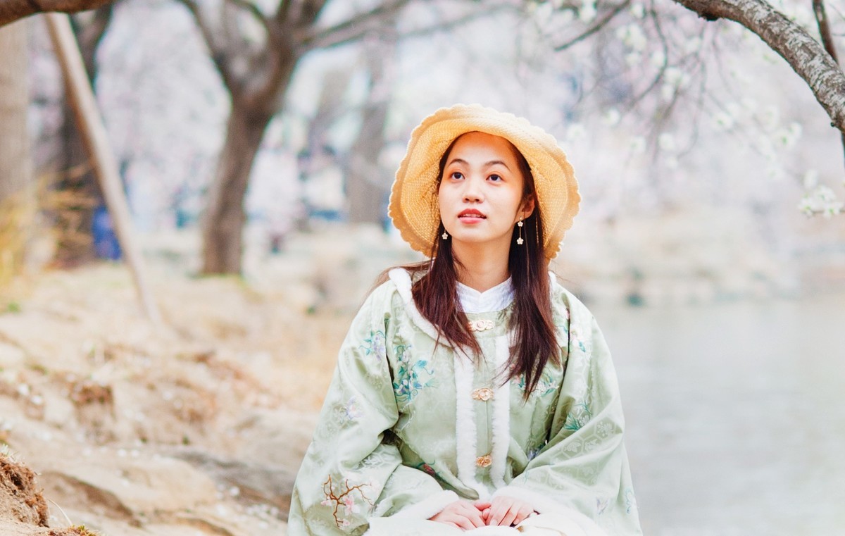 远远蹭拍的人像