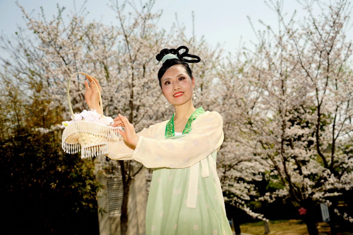 环境人像---樱花树下！