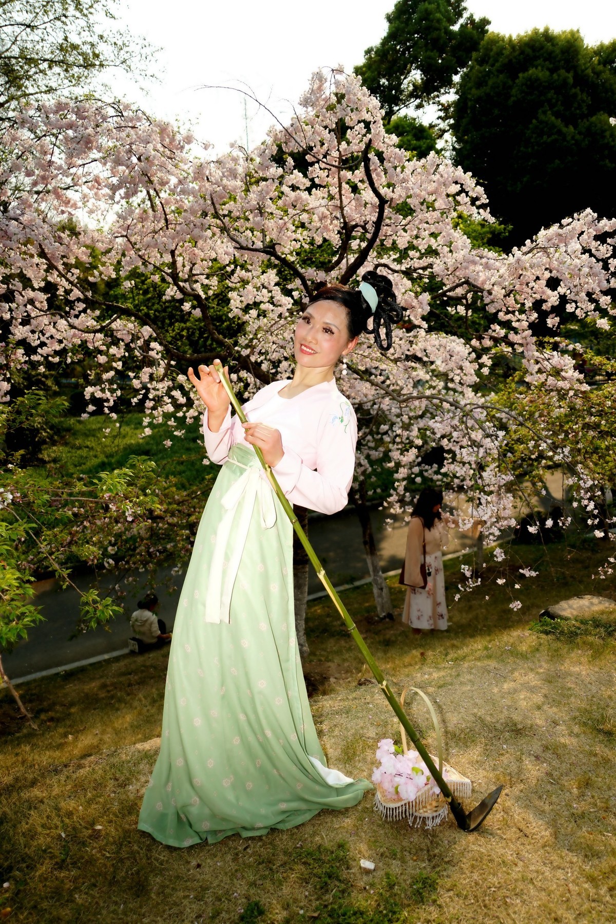 环境人像---樱花树下！